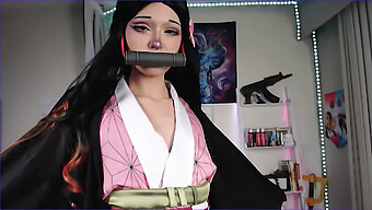 Video Fatto In Casa Di Nezuko La Cosplayer Che Si Gode Una Sborrata