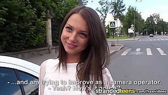 Video Pov Cu Prima Aventură Sexuală Cu Mașină A Adolescentului European