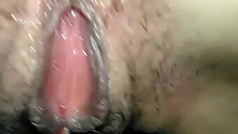 Vagina Pleasure Through Rubbing