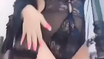 Remaja Desi Mendapat Urutan Sensual Dan Handjob Dalam Video Hd