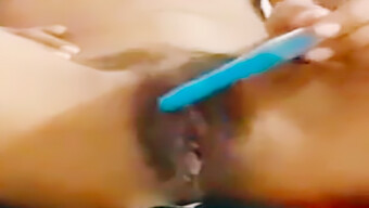 Indian Aunty Gets Double Penetrated And Titty Fucked In Hot Video