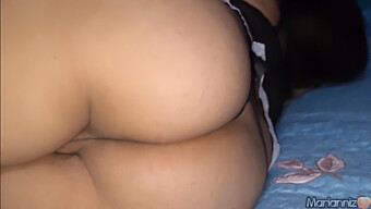 Üvey Kız Kardeşi Büyük, Nemli Poposuna Pov Creampie Alıyor