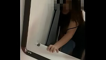 Gadis Thai Ini Dirogol Dengan Kuat Dan Bercakap Kotor.