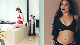 Pertemuan Spa Sensual Antara Natalie Mars Dan Gabriella Paltrova